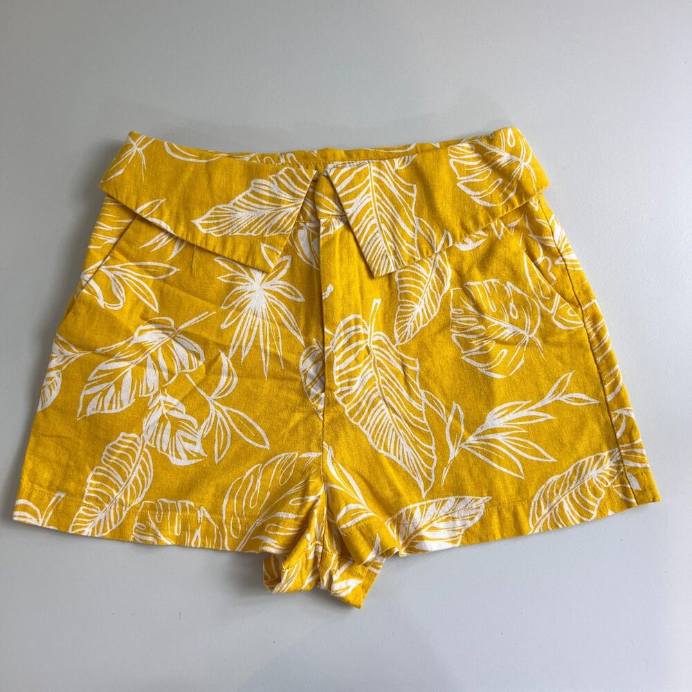 Forever 21 Contemporary Women's Linen Bend Shorts Yellow Tropical Print Size S